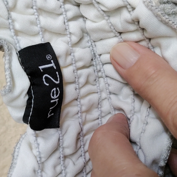 💥 5/$15💥 🌸🌼Rue21 - Picture 5 of 7